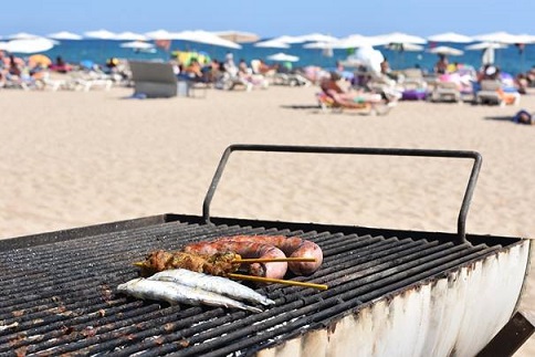 grillen beachten erlaubt ostseestrand ostsee bildquelle pixabay wurst netzteil